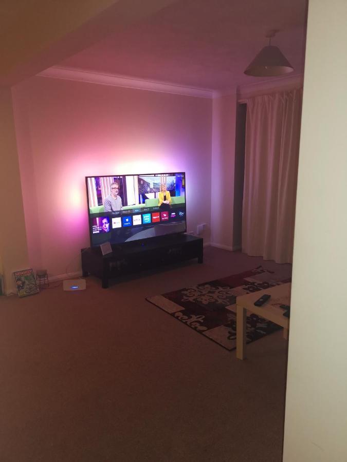 Spitaki Redhill (Surrey) Ngoại thất bức ảnh